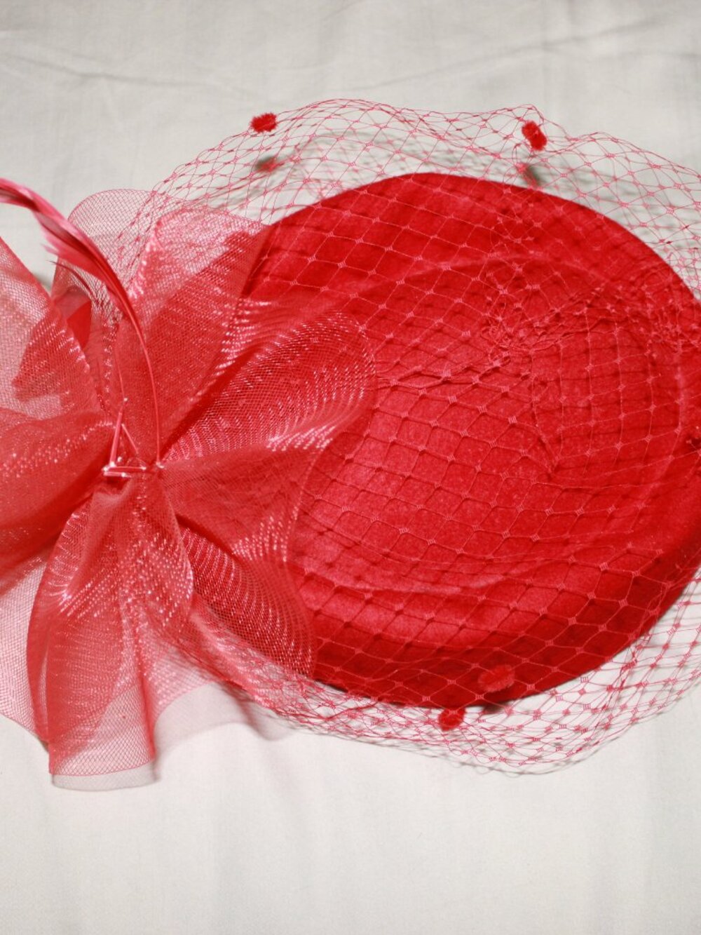 Women's Vintage Style Netted Veil Feather Hat Red